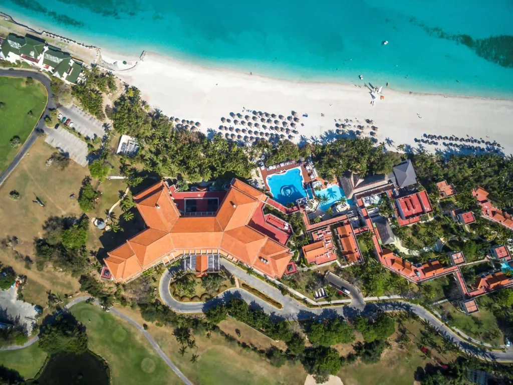 vista-del-aire-melia-américas